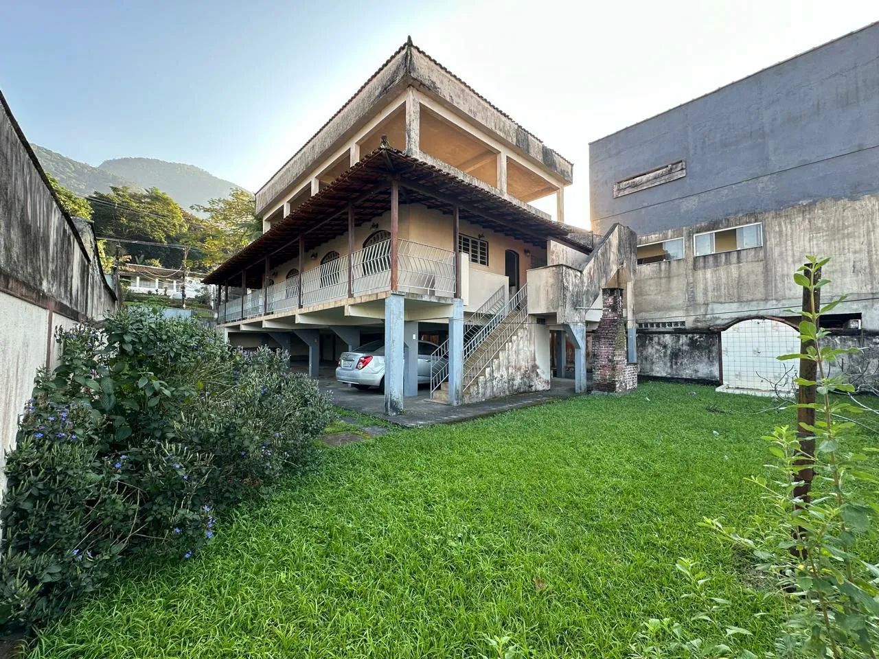 CASA COM OTIMO QUINTAL A VENDA EM MURIQUI  - Foto 2
