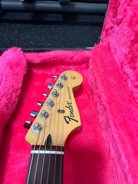 Guitarra fender HSS  - Foto 4