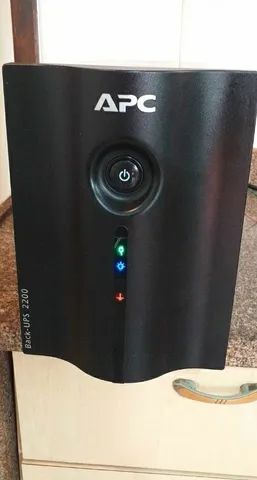 Nobreak APC 2200va *Baterias Novas*