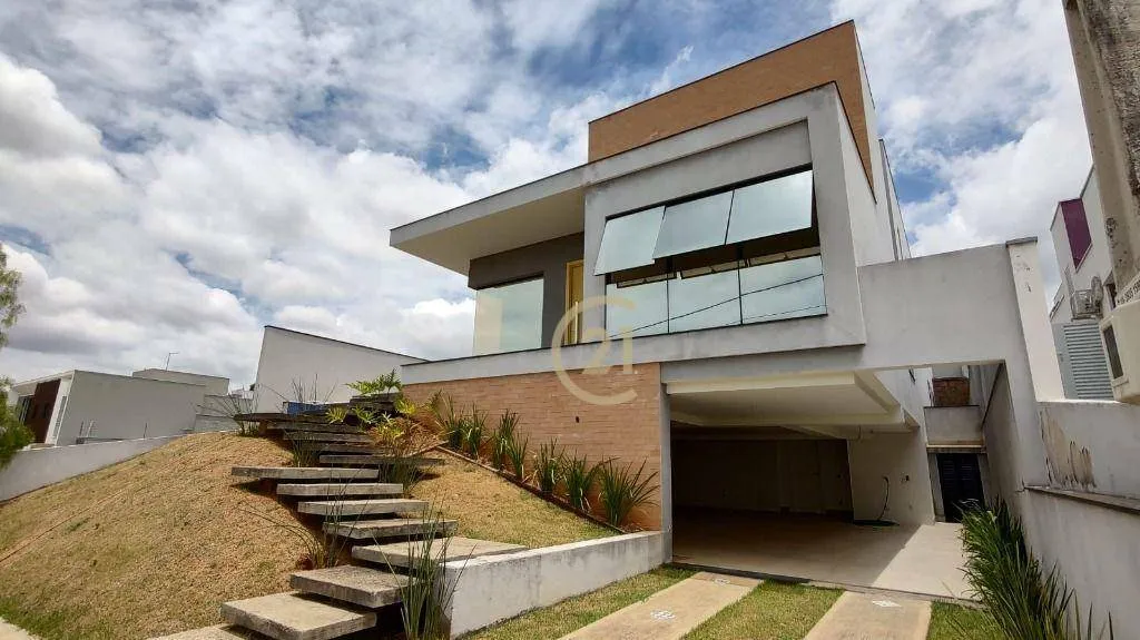 Sobrado à venda no Condomínio Jardim dos Lagos - Jardim dos Lagos em Indaiatuba/SP - SO010