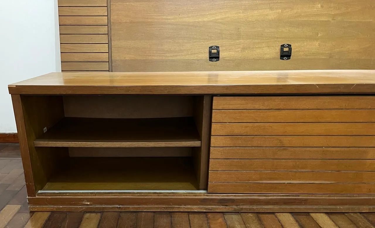 Painel com Rack madeira maciça . - Foto 4