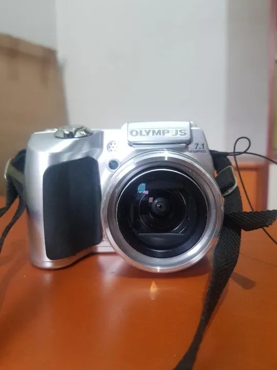 Câmera fotogáfica 7.1 Pixels Olympus SP-51OUZ Cinza