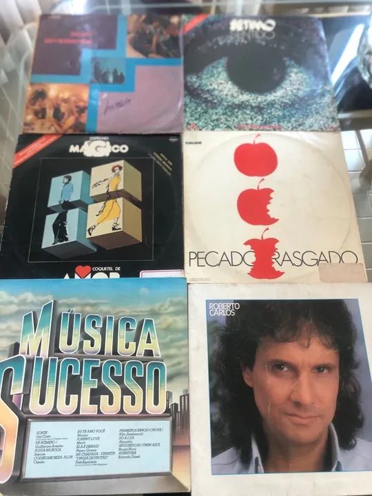 Vendo essa coleção de VINIS diversos cantores - Foto 3