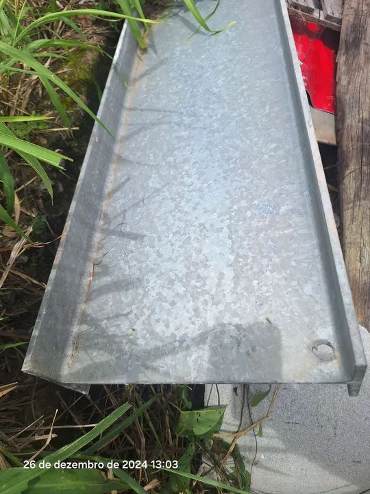 Viga de aço galvanizada nova 360x33 9. *