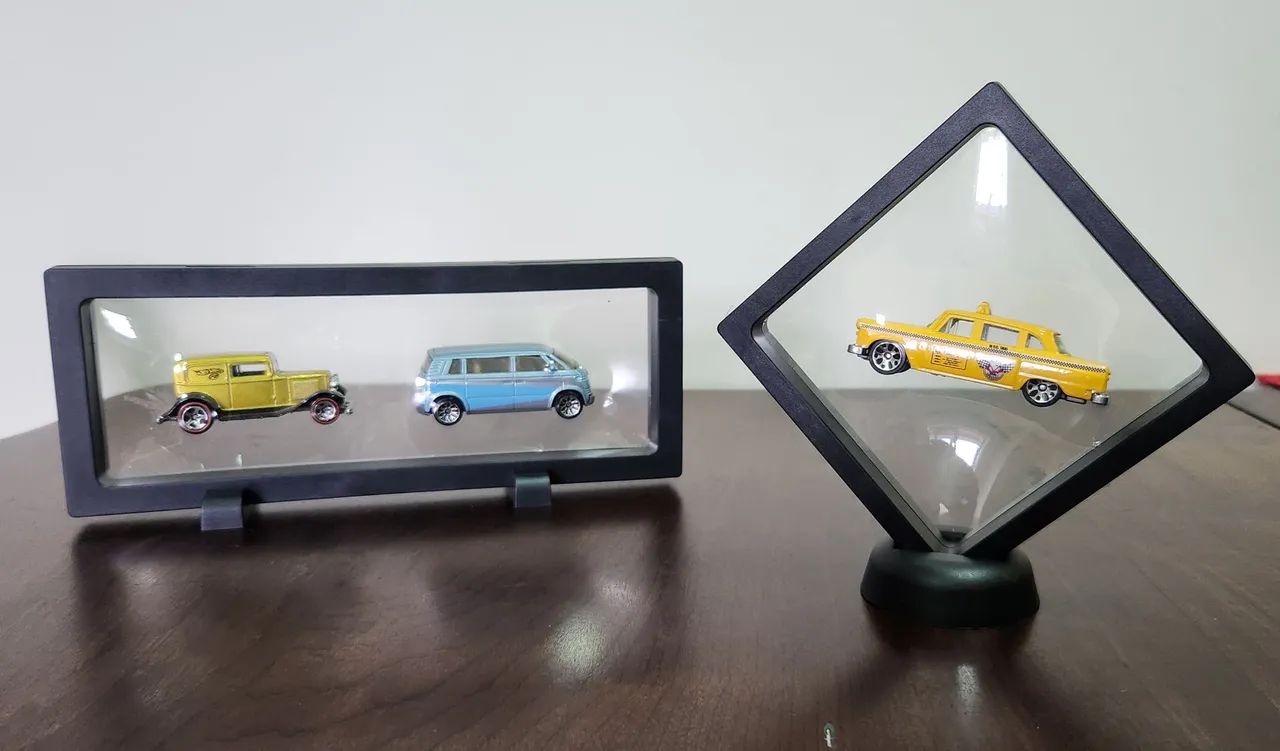 Quadro Expositor para miniaturas Hotwheels/Matchbox - Brinquedos e