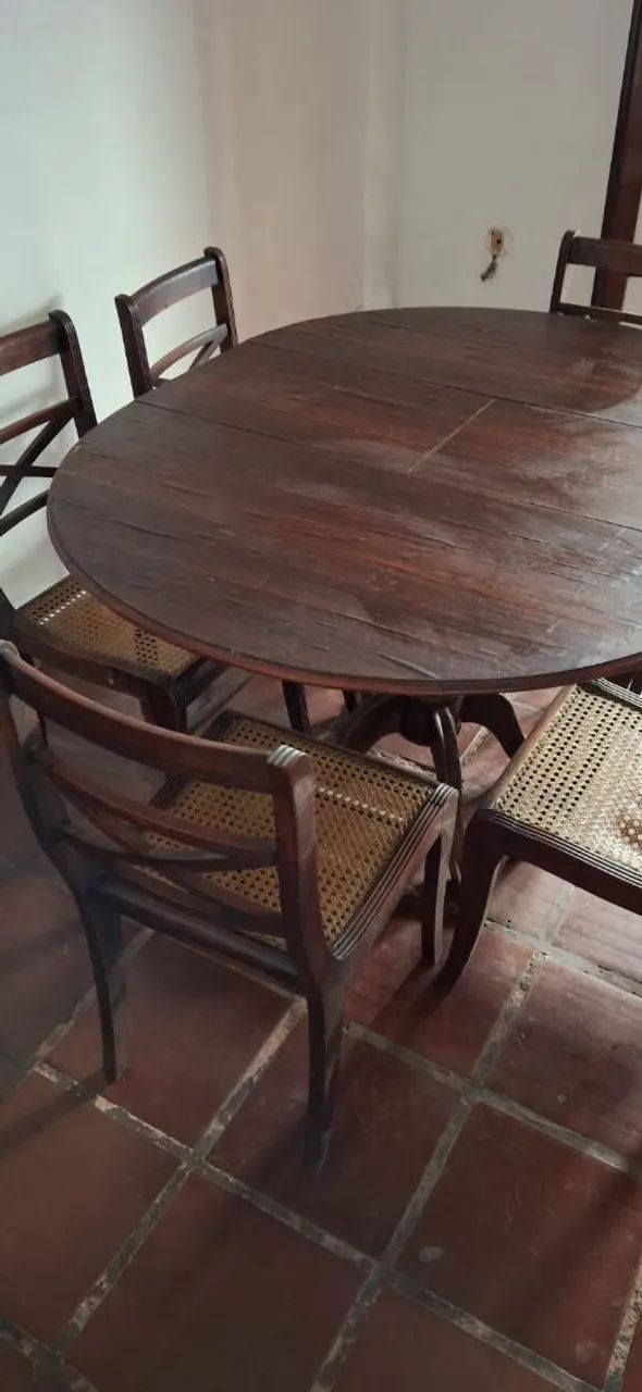 Mesa de Jantar em Madeira Maciça - Foto 3
