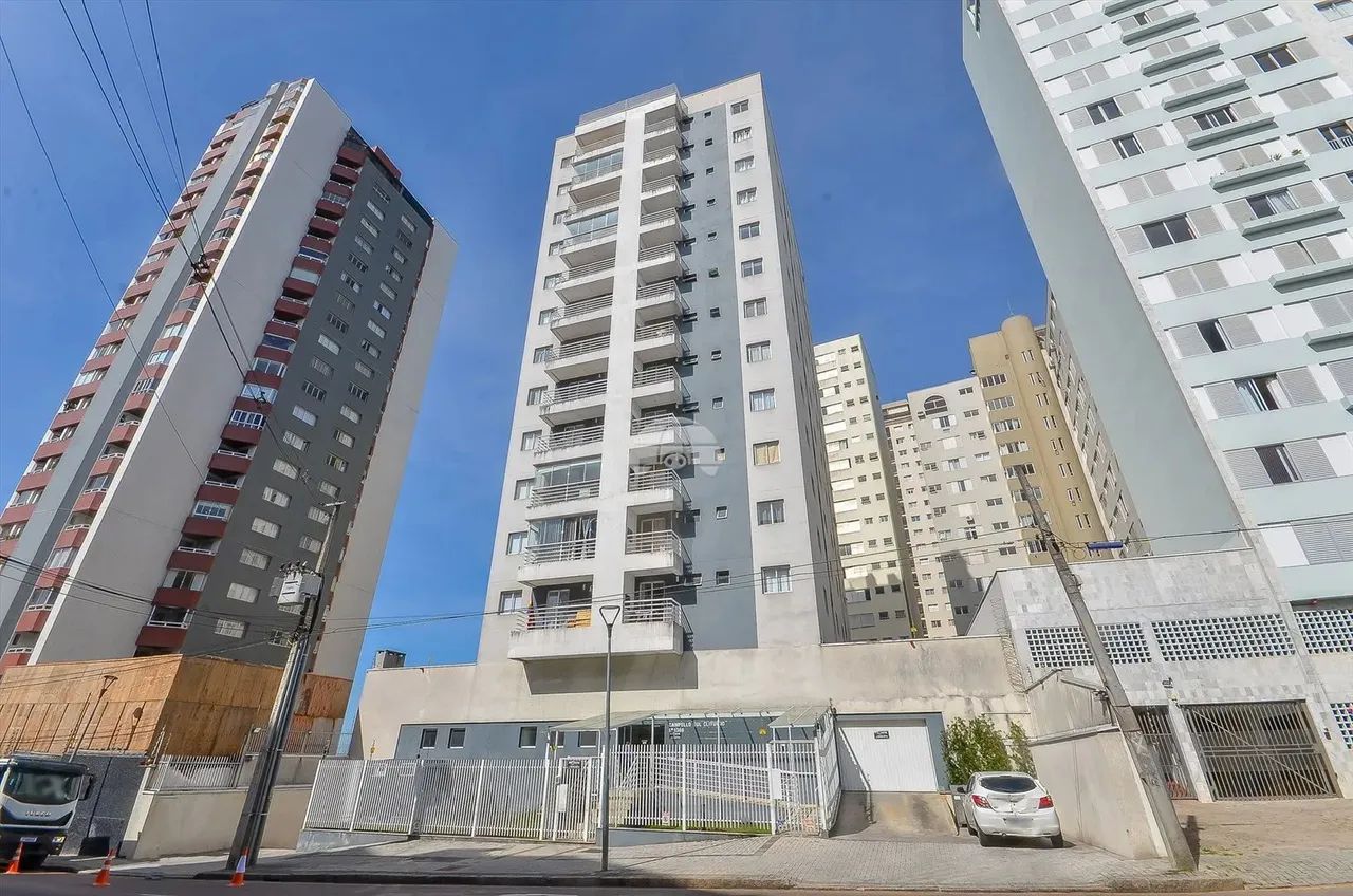 Imóvel para venda possui 26 m² com 1 quarto em Centro - Curitiba - PR - Foto 2