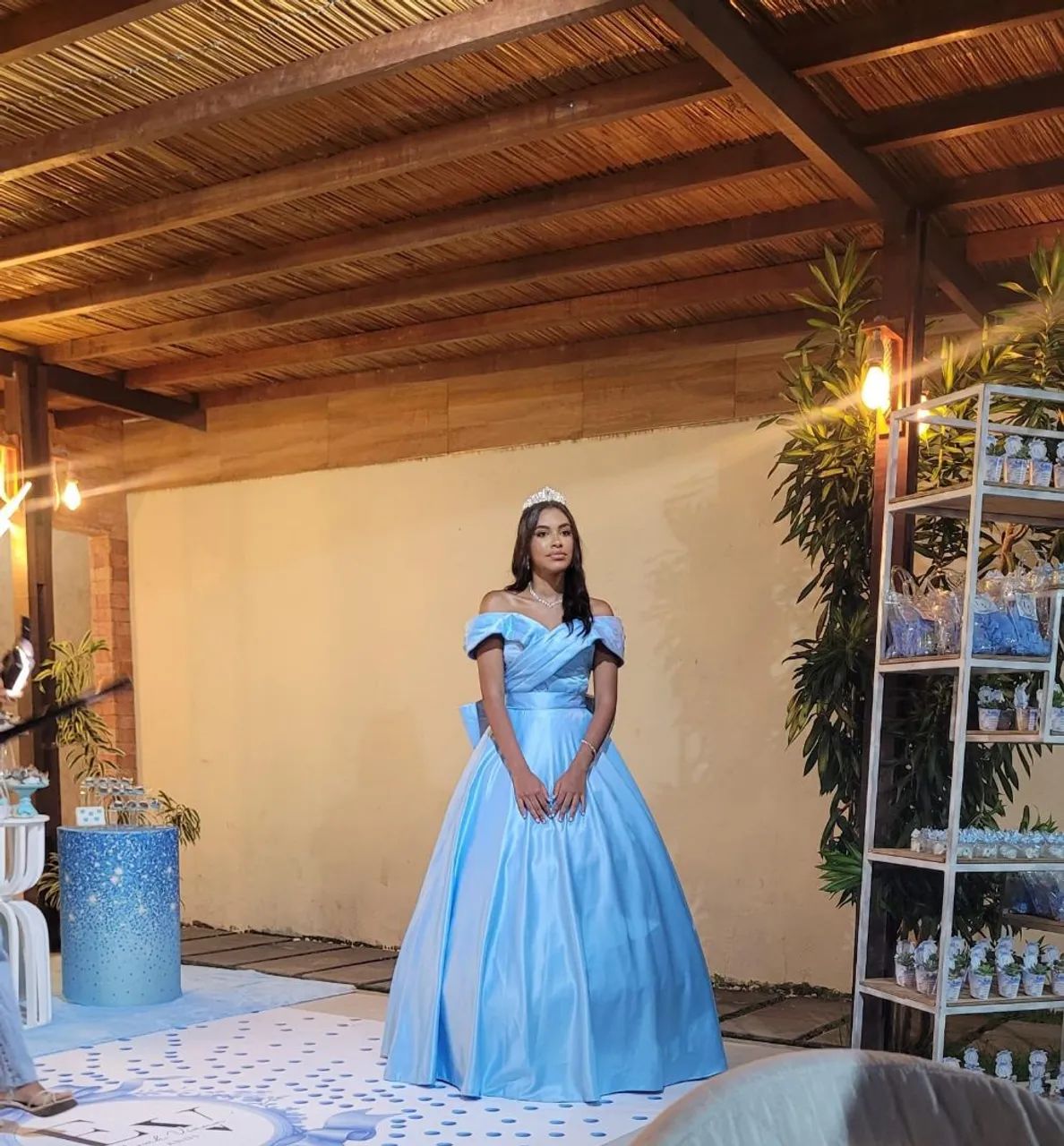 Vestido debutante 3 em 1 usado apenas uma vez