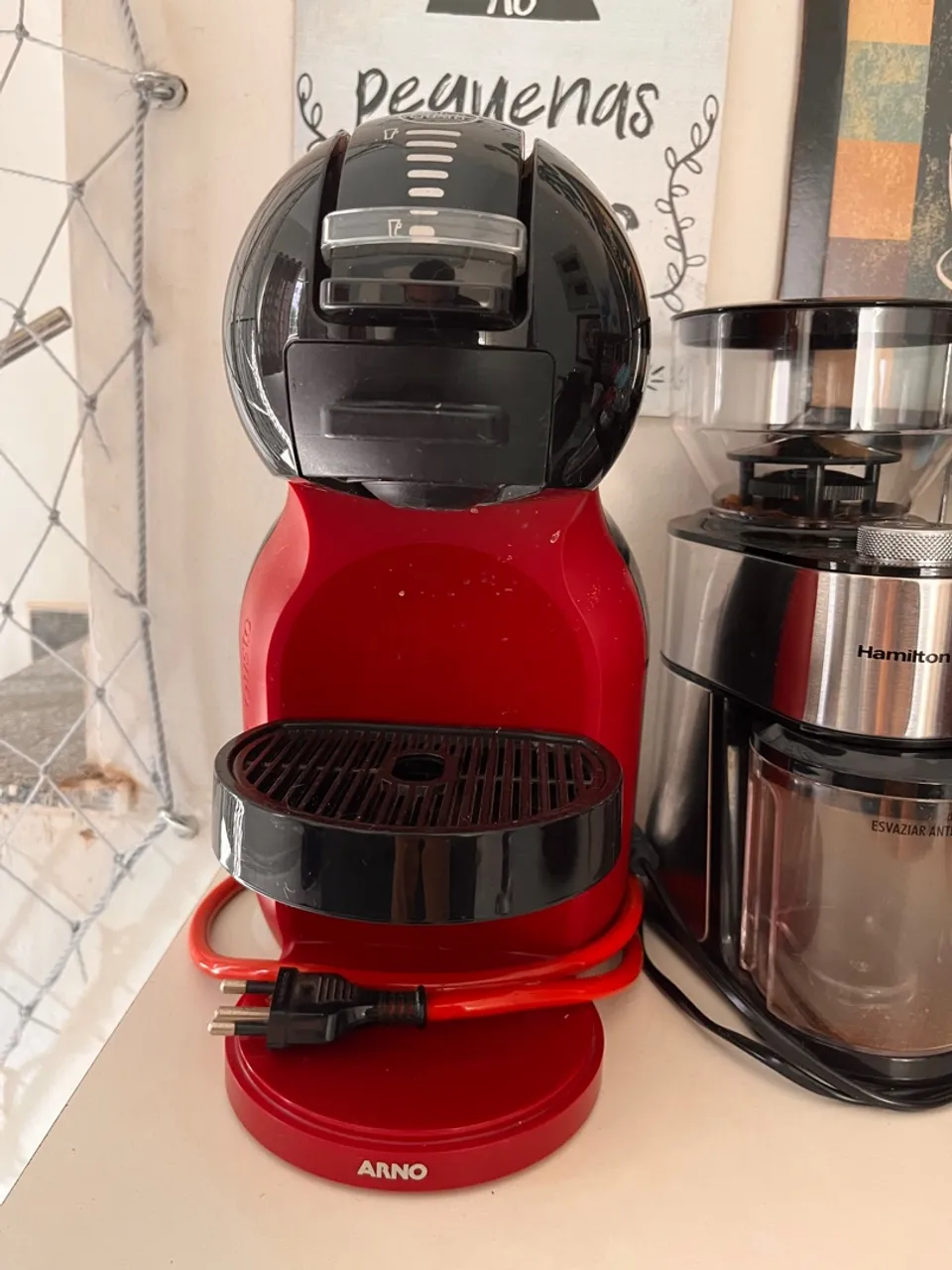 Cafeteira Arno Dolce Gusto