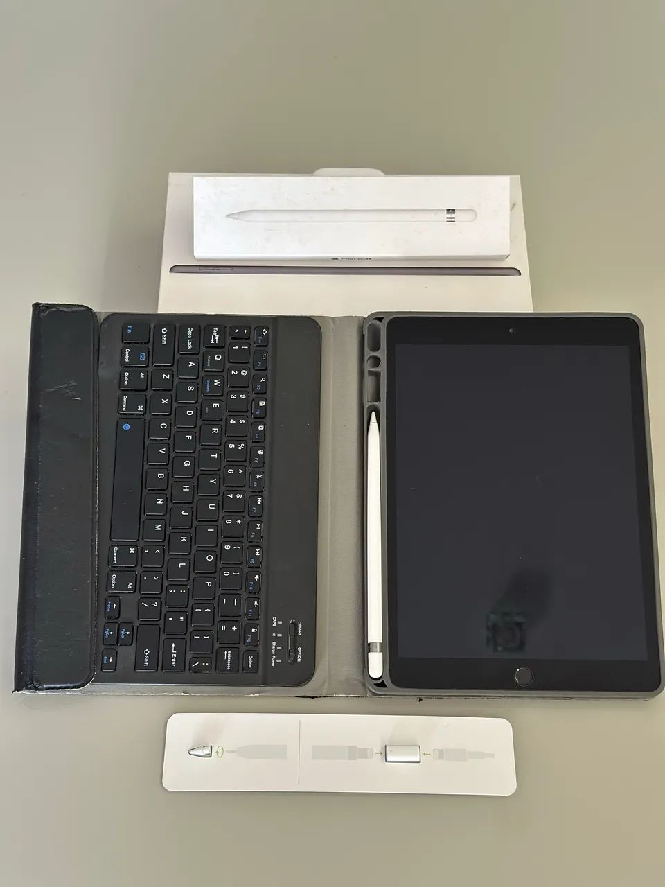 iPad 7 geração 32 Gb com Capa, Apple Pencil e teclado Slim