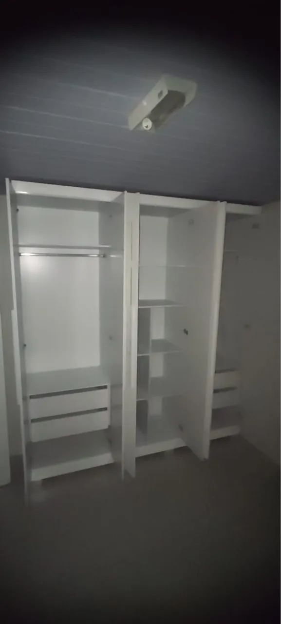 Guarda-Roupa Branco Moderno - Foto 2