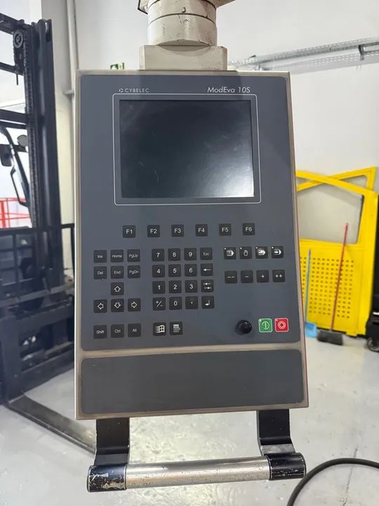 Dobradeira CNC Baykal 3106 mm x 120 T - Foto 3