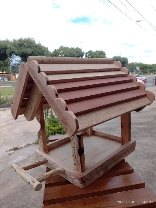 Casinha Comedouro para Pássaro  - Foto 3