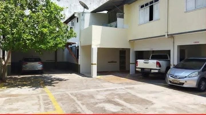 APARTAMENTO NO BOSQUE