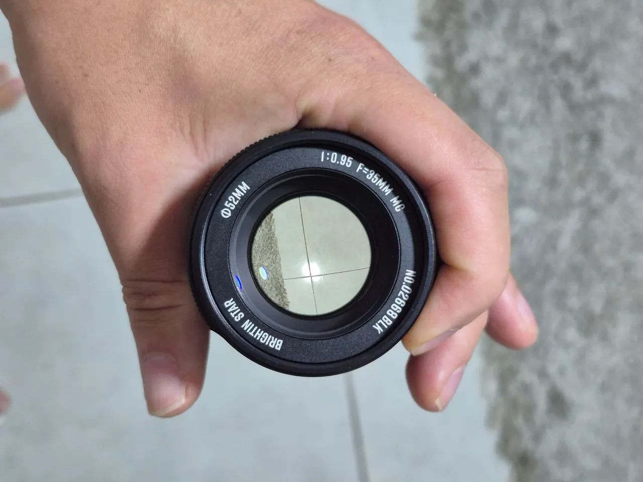 Lente Brightin Star 35mm f0.95 para Fujifilm  - Foto 3