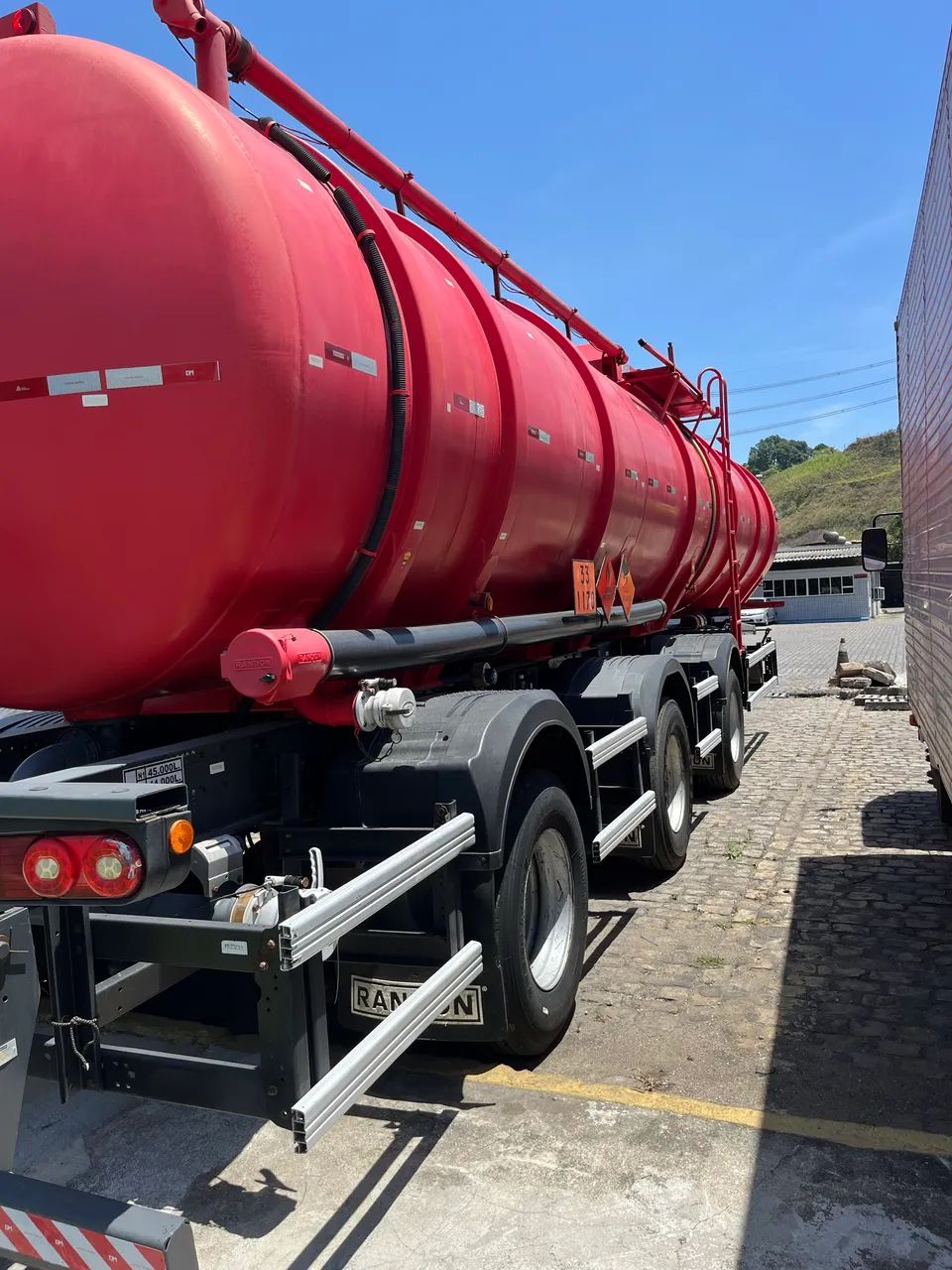 Carreta tanque Vanderleia 45.000 LTS RANDON - Caminhões - Recreio dos ...