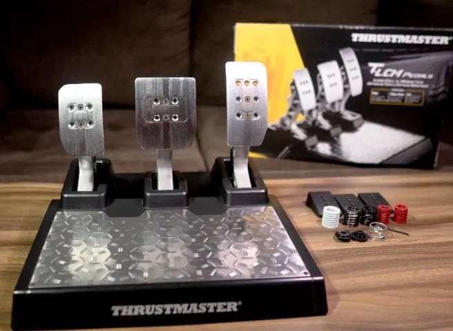 Thrustmaster T300, PEDAL T-LCM, VOLANTE Ferrari F1 Wheel Add-On - Foto 4