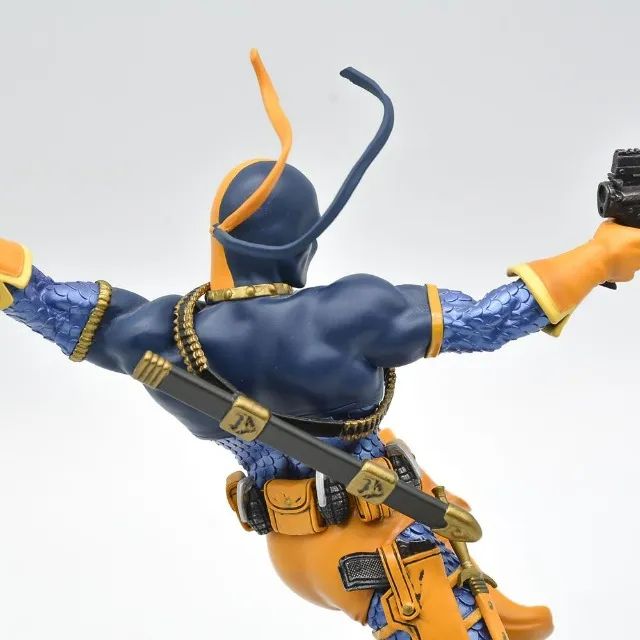 Exterminador (regular) - deathstroke - By Ivan Reis - Dc - 1/10