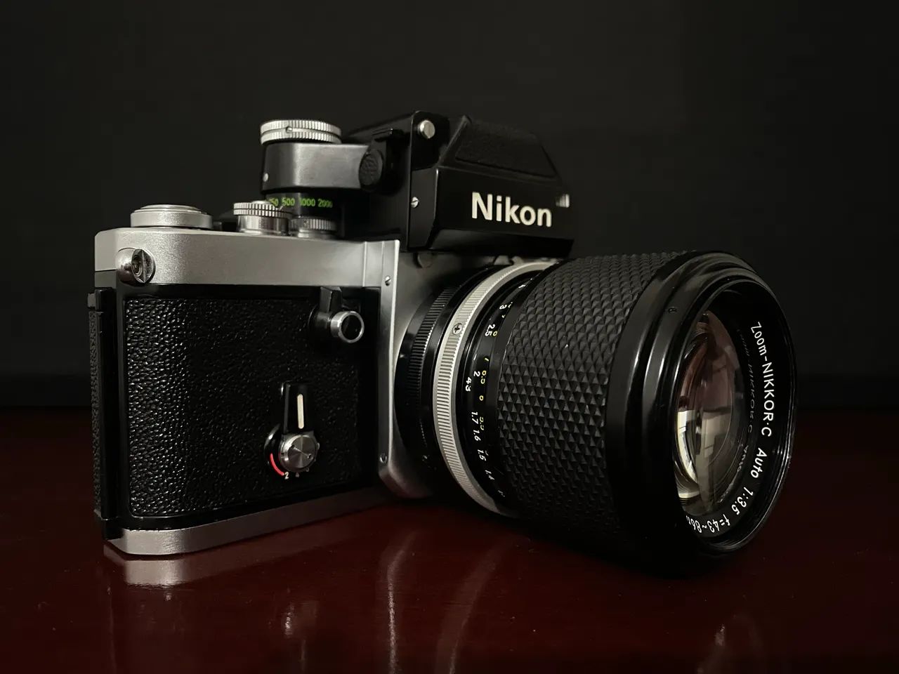 Câmera Nikon F2 + 2 Lentes - Impecável e Funcionando  - Foto 3