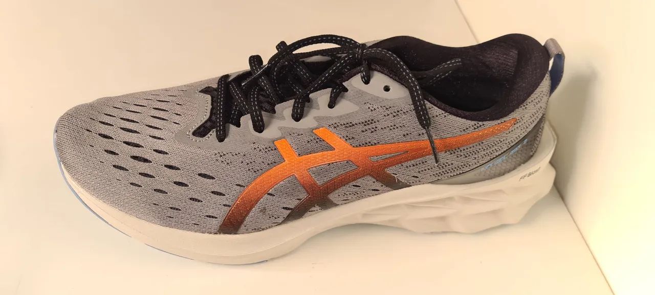 ASICS NOVABLAST 2 MASCULINO TAM 42 - Foto 3