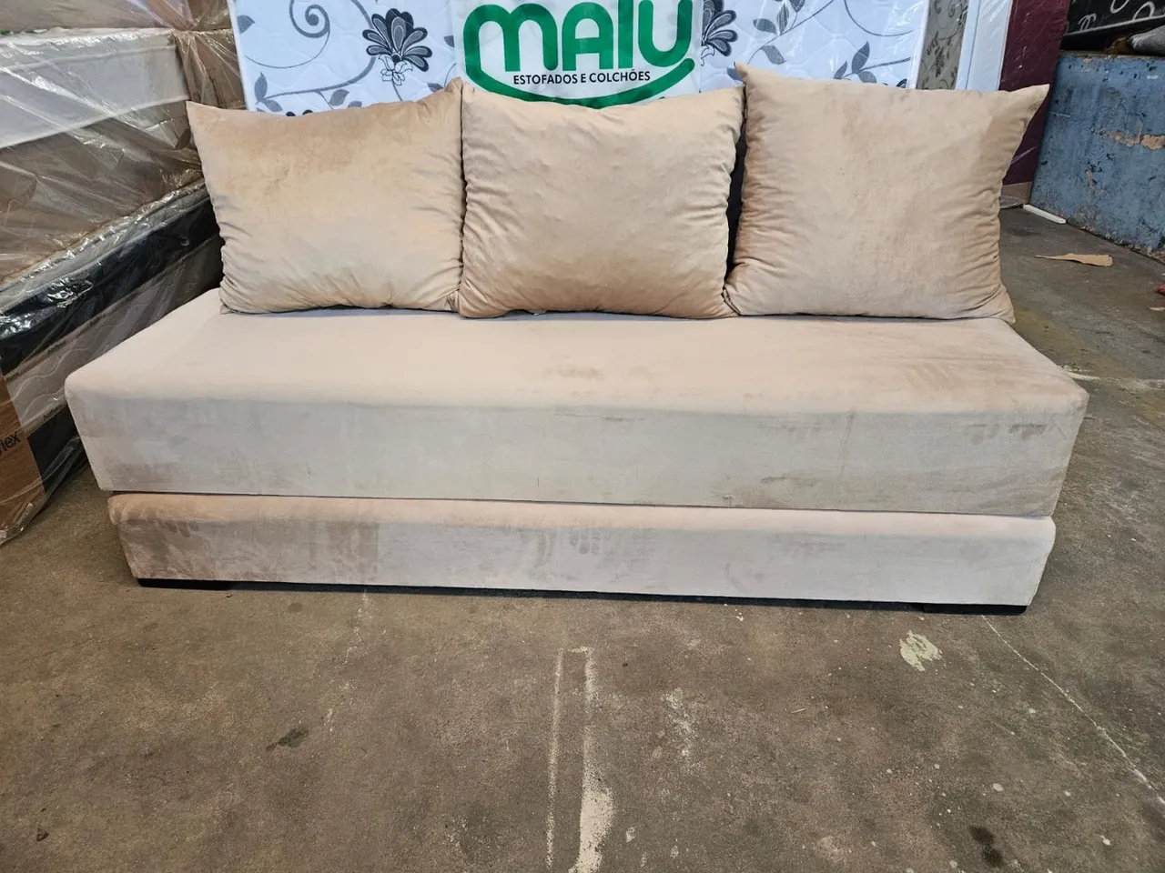 sofa bicama estampados R$ 280,00 sofa 2/3 R$ 650,00 ilhéus