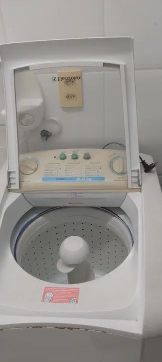 Máquina de Lavar Roupa Eletrolux 8kg 220v - Foto 3