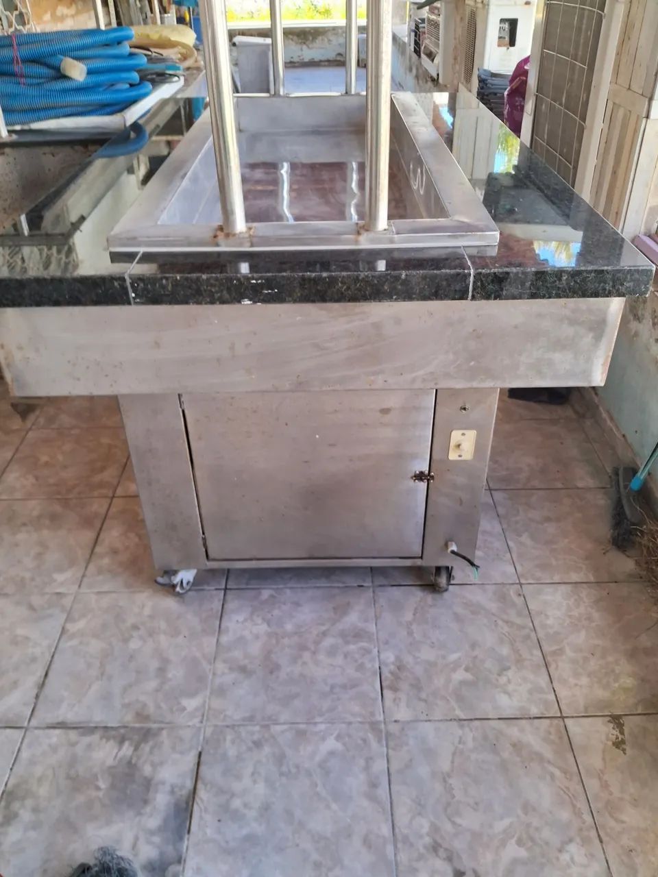 Buffet para salada inox com motor gelado - Foto 2