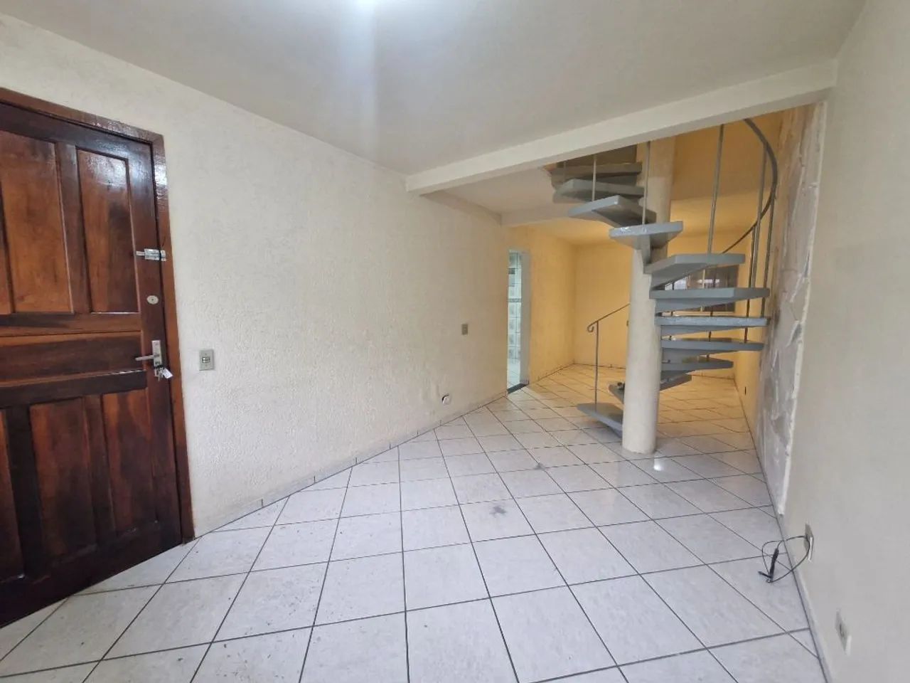 Sobrado com 3 dormitórios para alugar, 70 m² por R$ 2.000/mês - Bairro Alto - Curitiba/PR - Foto 4