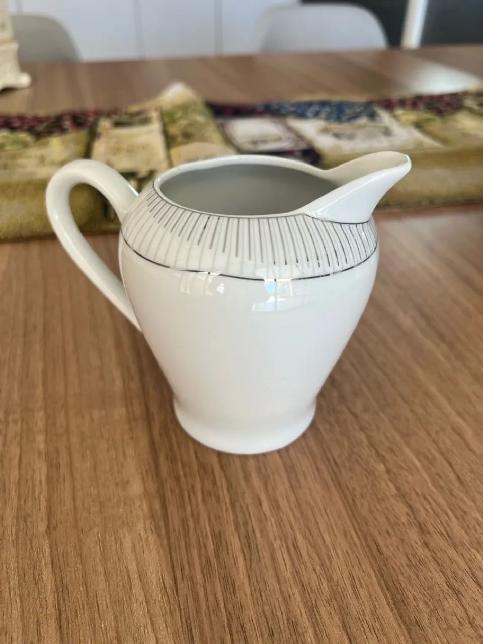 Conjunto de Chá em Porcelana Elegante - Foto 2