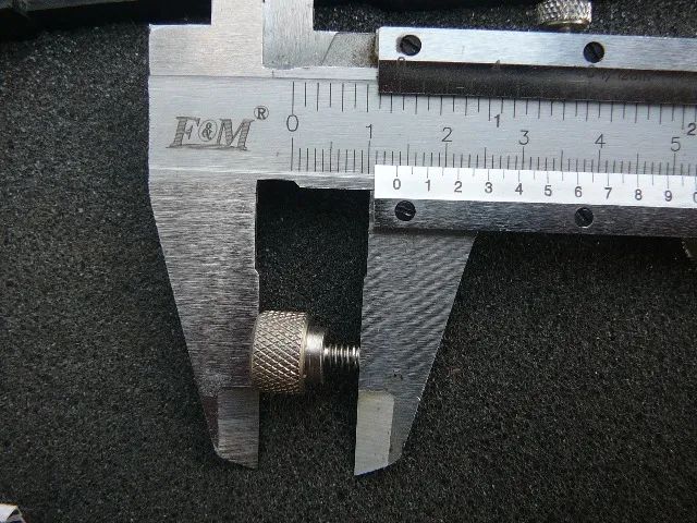 37 parafusos de aço inox para gabinete