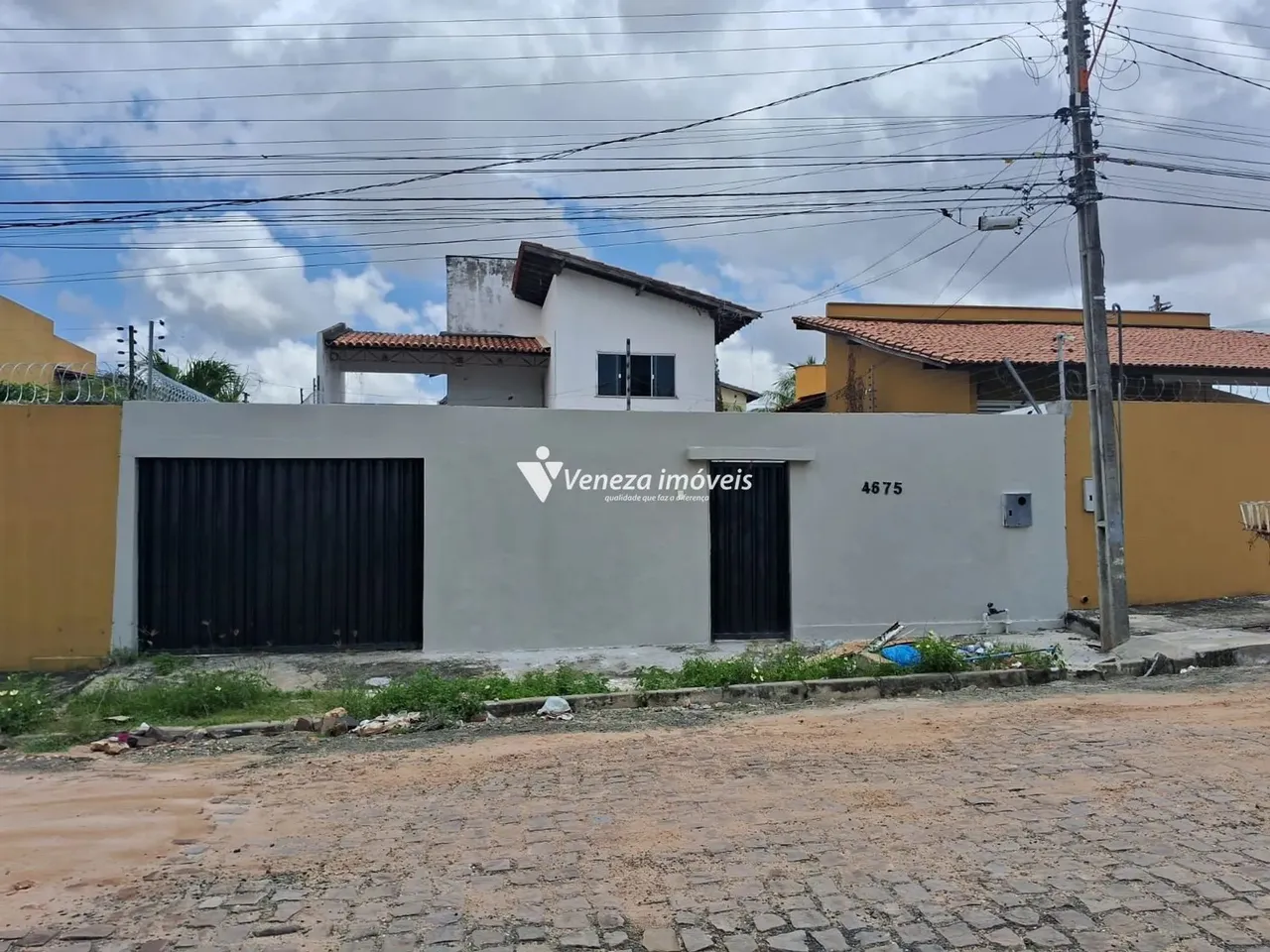Casa Duplex no Santa Isabel para aluguel