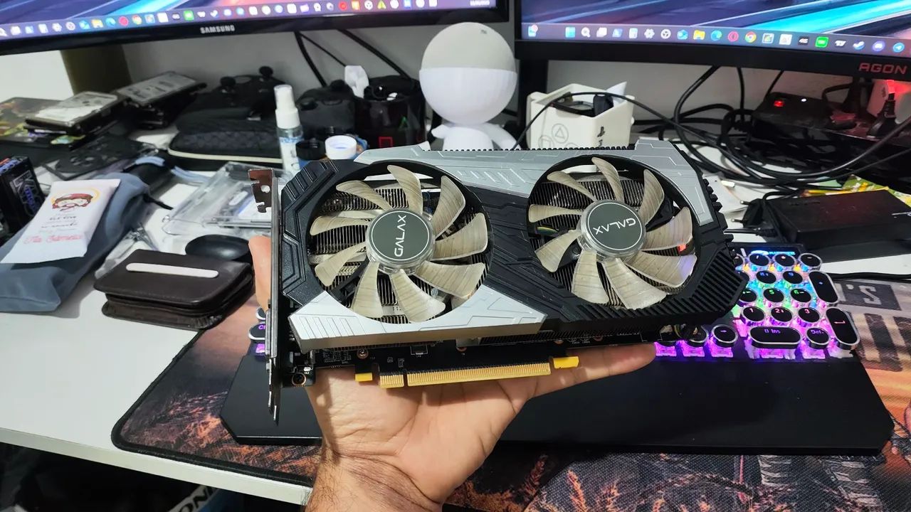 Placa de Vídeo Galax GeForce RTX 2060 1-Click OC Plus 12GB - Foto 3