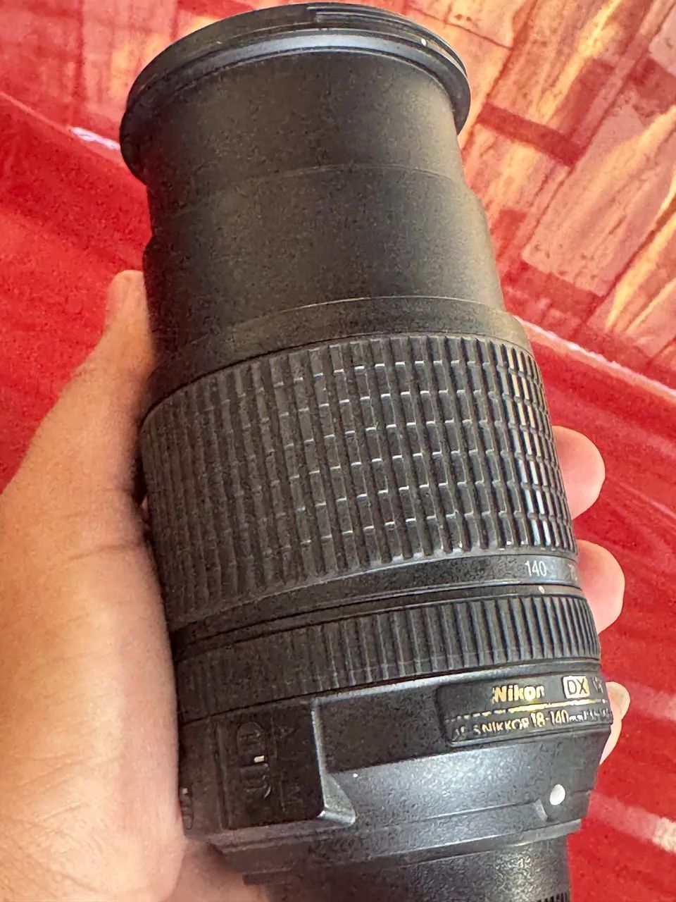 Lente Nikon 18 140 - Foto 2