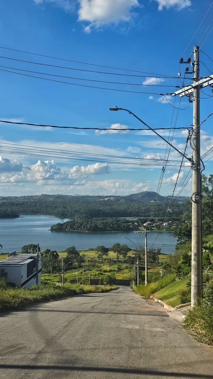 Lote de 1000m² em Sarzedo, Vista da Lagoa 
