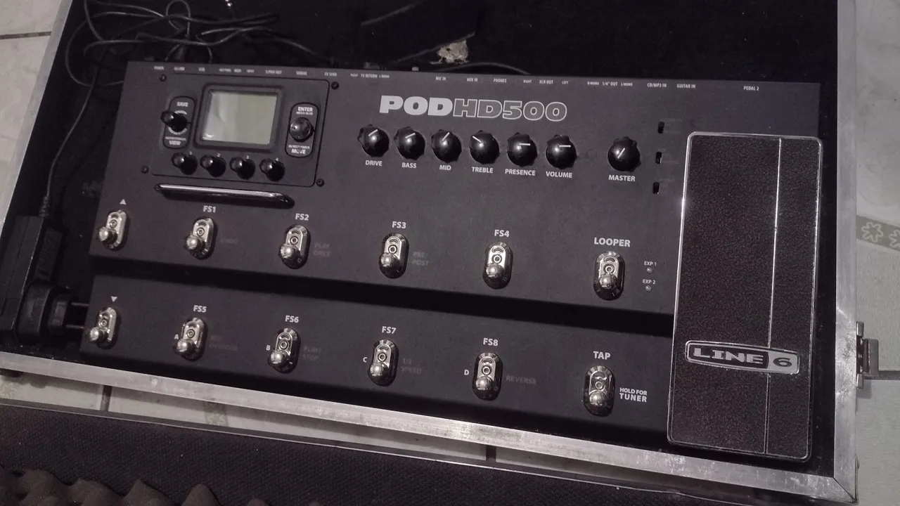 Line 6 Pod HD500 - Pedal Multiefeitos