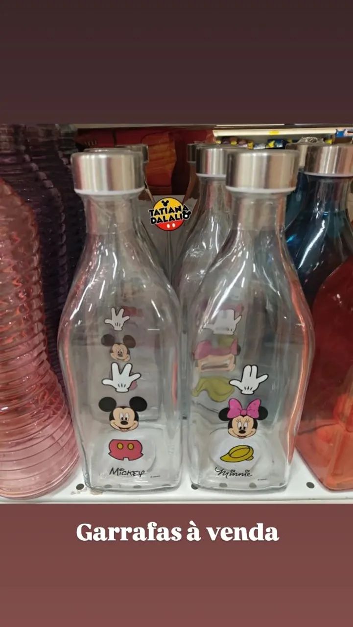 Garrafas Mickey e Minnie