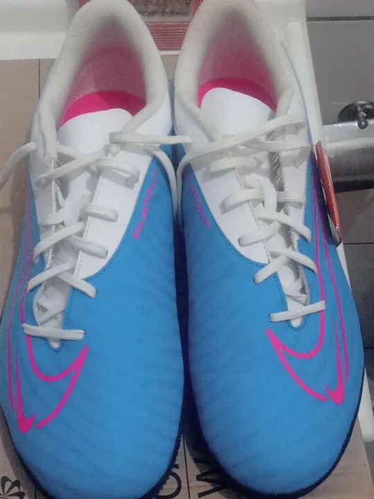 Chuteira Nike Phantom ( futebol de salão - quadra  ) - Foto 2