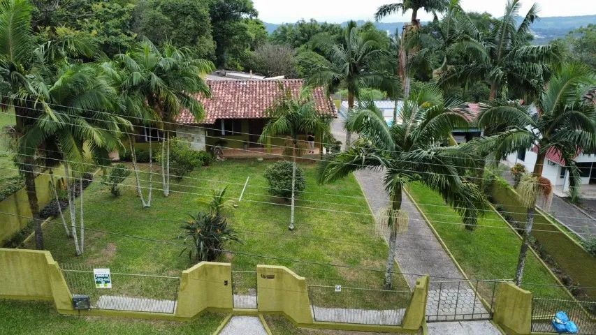 Casa/Sítio 3 dorm com piscina BEM próximo ao centro de Criciúma ACEITA PERMUTA  - Foto 2