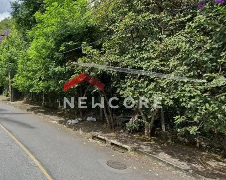 Lote em Rua Saturno - Santa Lúcia - Belo Horizonte/MG