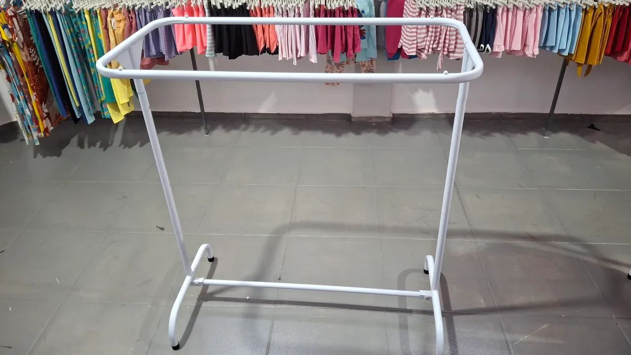 Vendo araras para loja de roupa - Foto 3