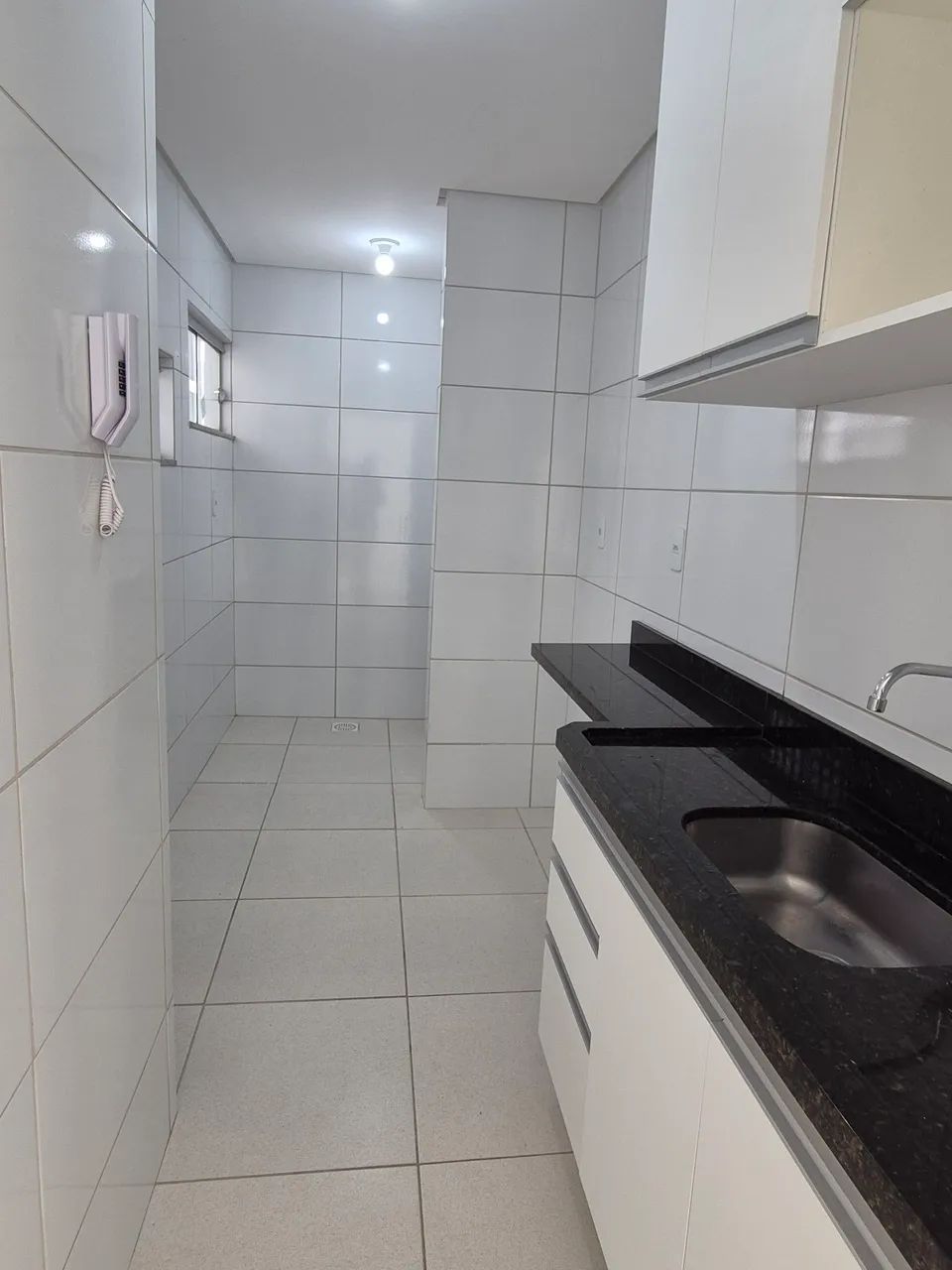 Alugo excelente apartamento com 3 quartos (1 suíte) no Caminho do Sol. Térreo  - Foto 5