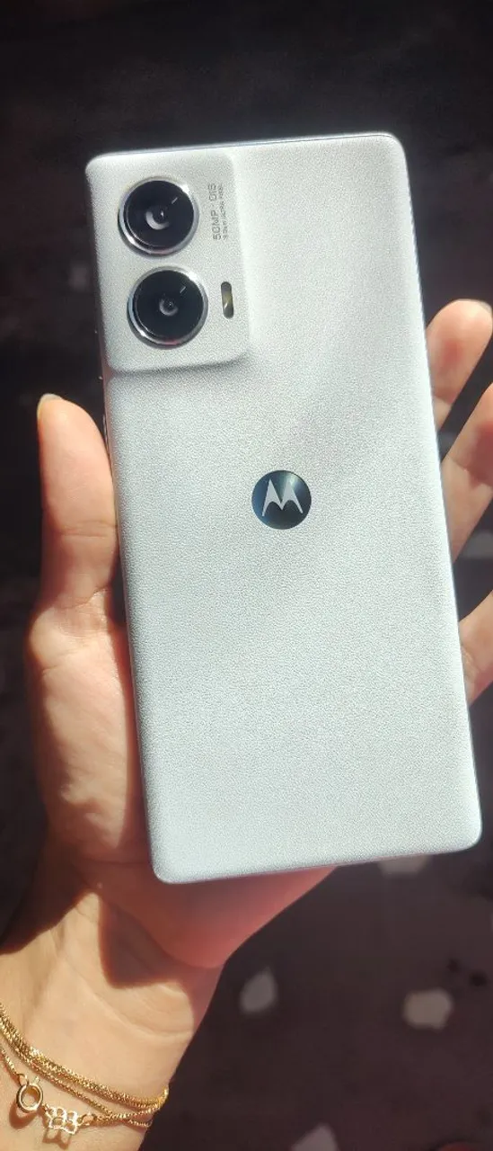 Motorola 50 FUSION (Perfeito para fotos e jogos)