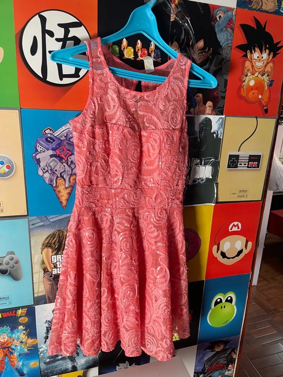 Vestido Rosa Festivo com Detalhes em Renda - Foto 4
