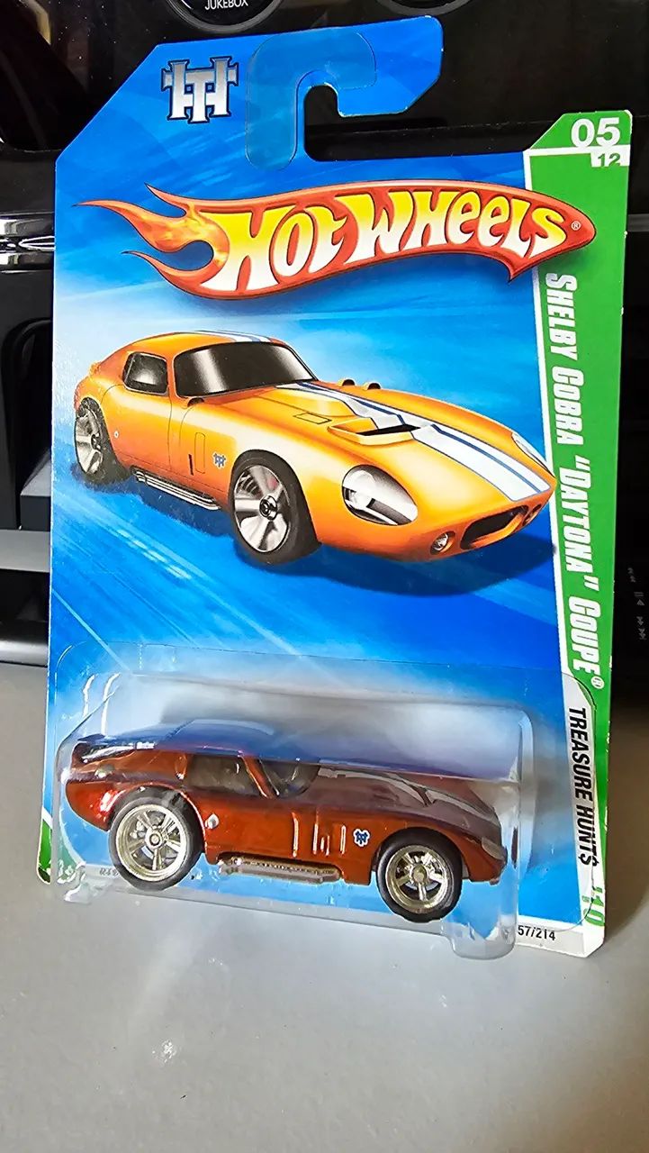 Hot Wheels Super T Hunts Shelby cobra 