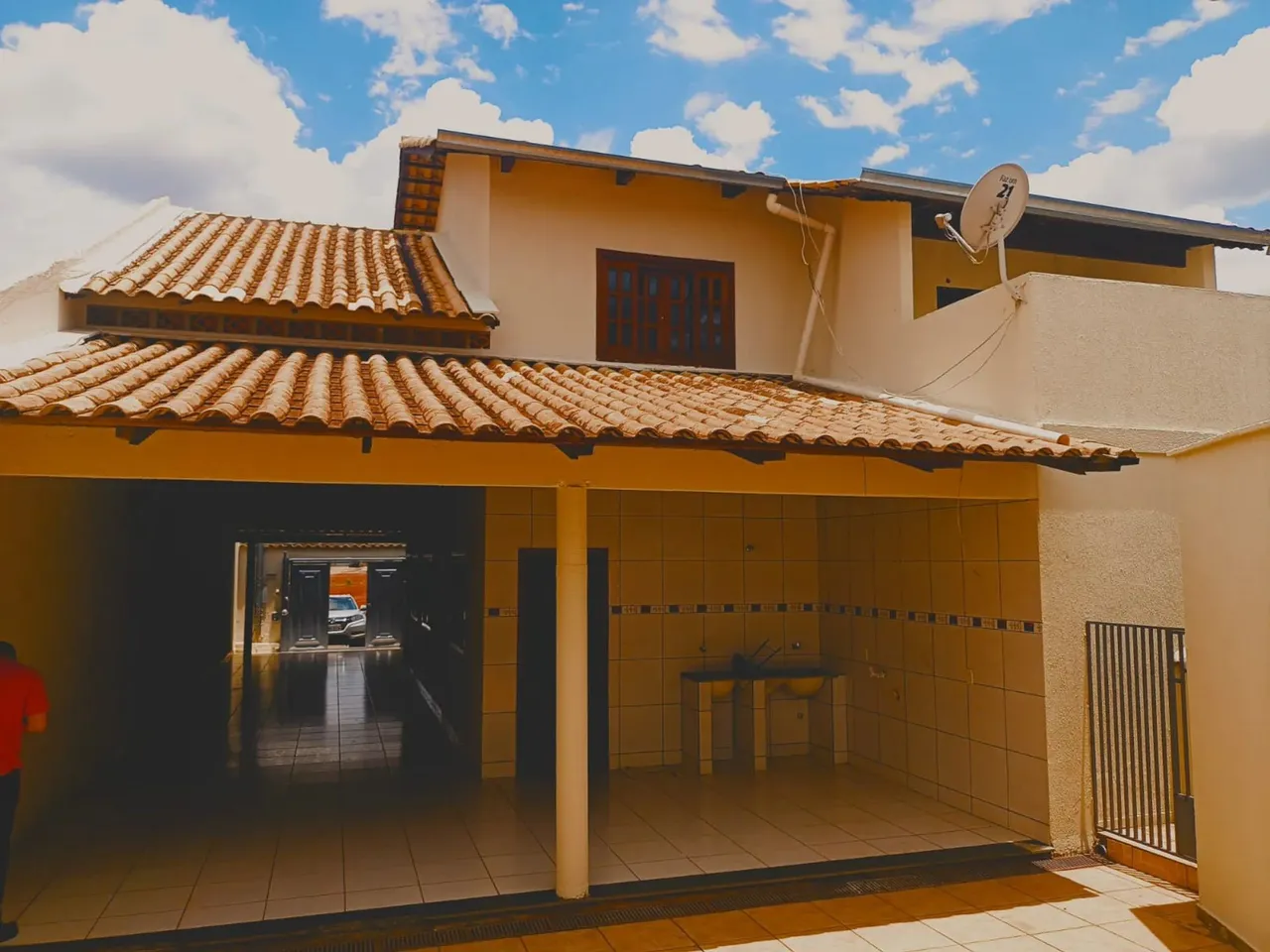 IMÓVEL COM 03 RESIDÊNCIA INDIVIDUAIS OPORTUNIDADE ÚNICA PARA INVESTIDORES EM RENDA OU MORA