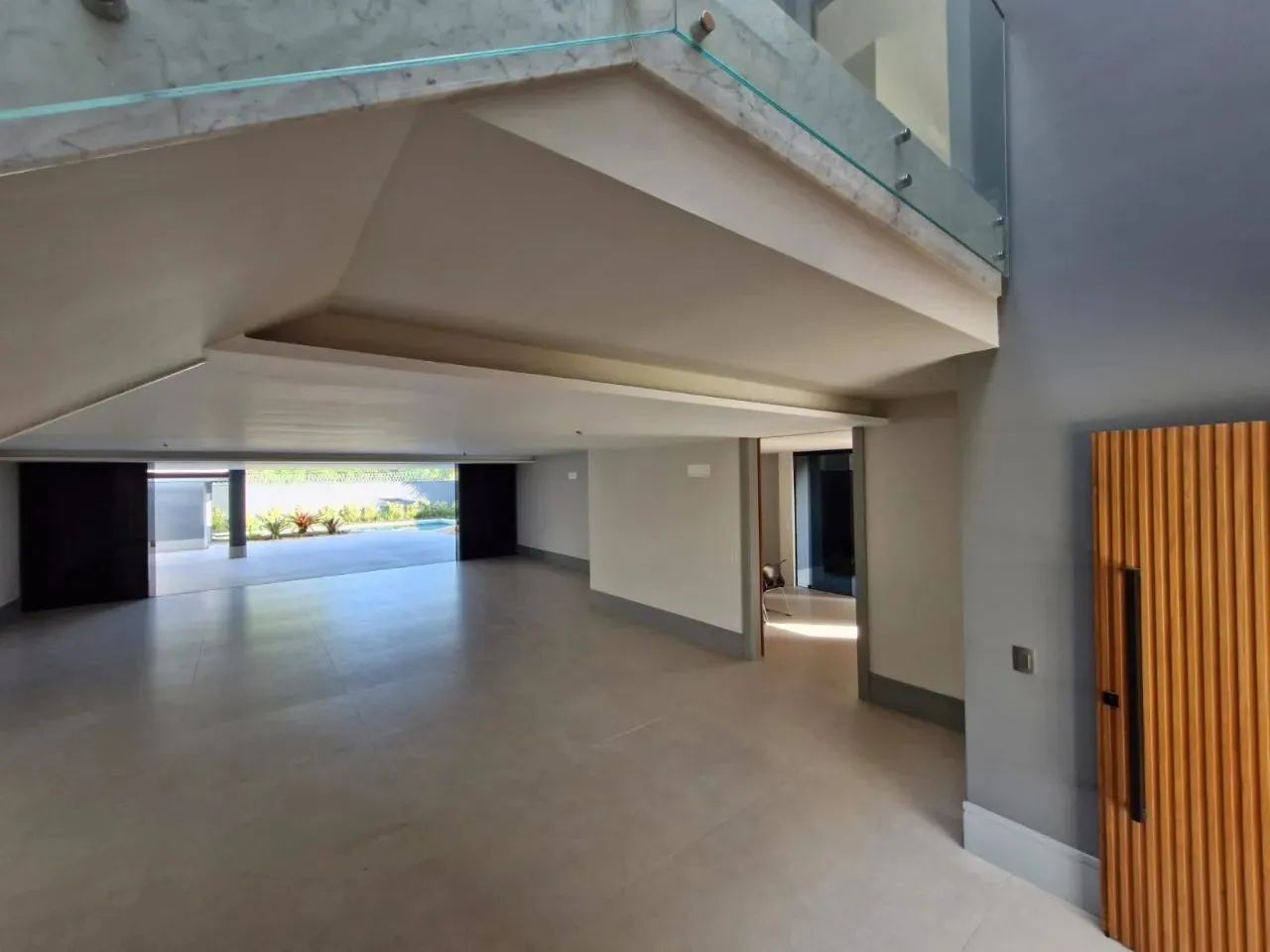 Condomínio Alphaville Barra da Tijuca, 4 Suítes , Casa contemporanea - Foto 3