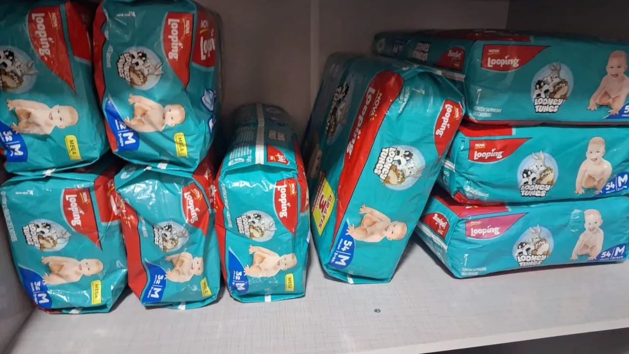 Fraldas Looping Looney Tunes M 54 unidades 