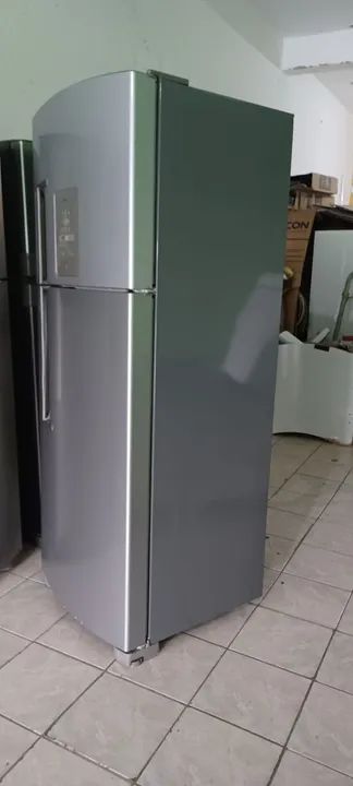 Geladeira Brastemp modelo BRM50  frost free  450 litros  ! - Foto 3