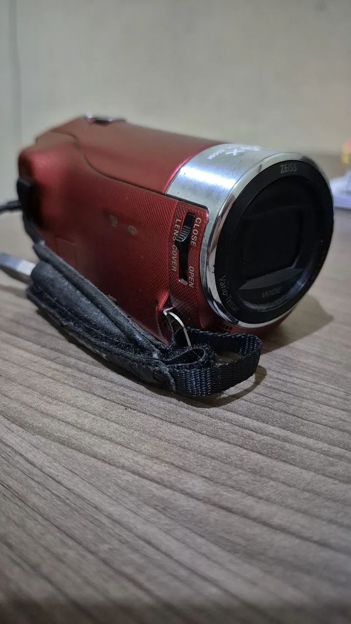 Filmadora Sony Handycam HDR PJ270 8Gb com Projetor Integrado