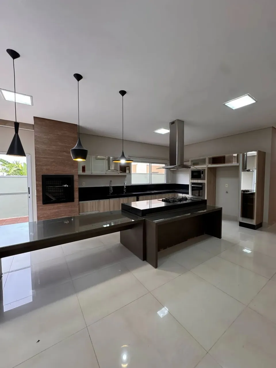 Alugo ou vendo casa no Condomínio Belvedere com4/4 com energia solar